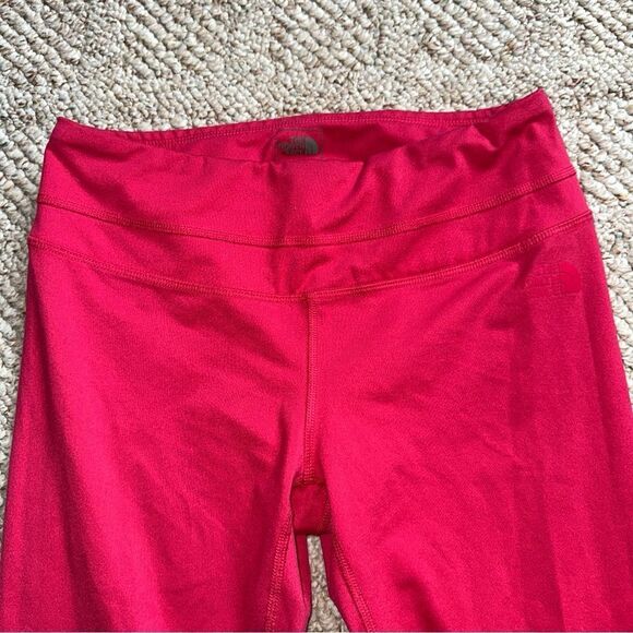 Womens The North Face Elevation Compression 7/8 length Leggings size Medium - Picture 2 of 4